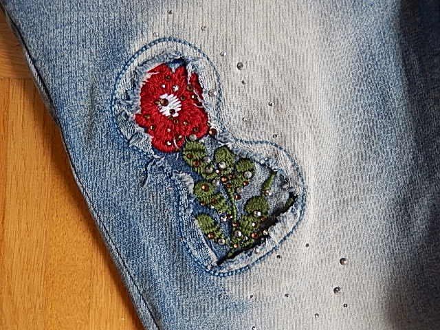 Jeans: Jeanshose (kurz) MOZZAAR – Usato da Aesch venduto da alaine6262 5