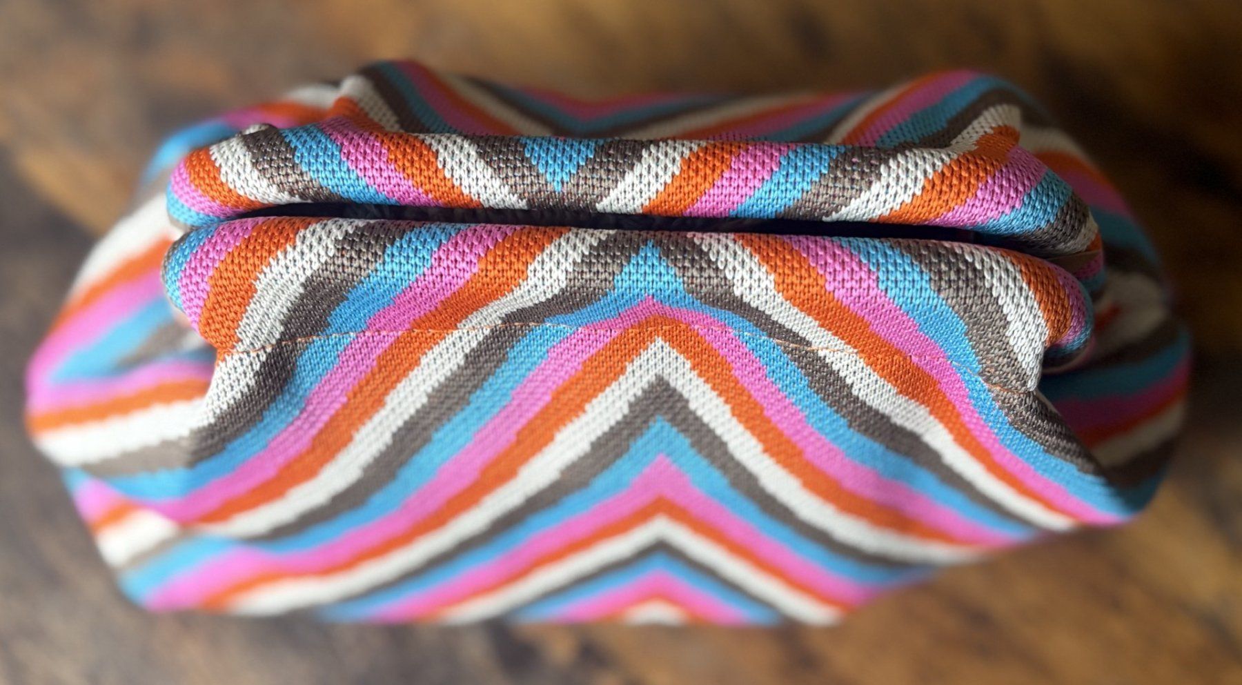 Borse da donna: CLUTCH EN TISSU! – Nuovo e nell'imballaggio originale da Locarno venduto da NicoNion 5