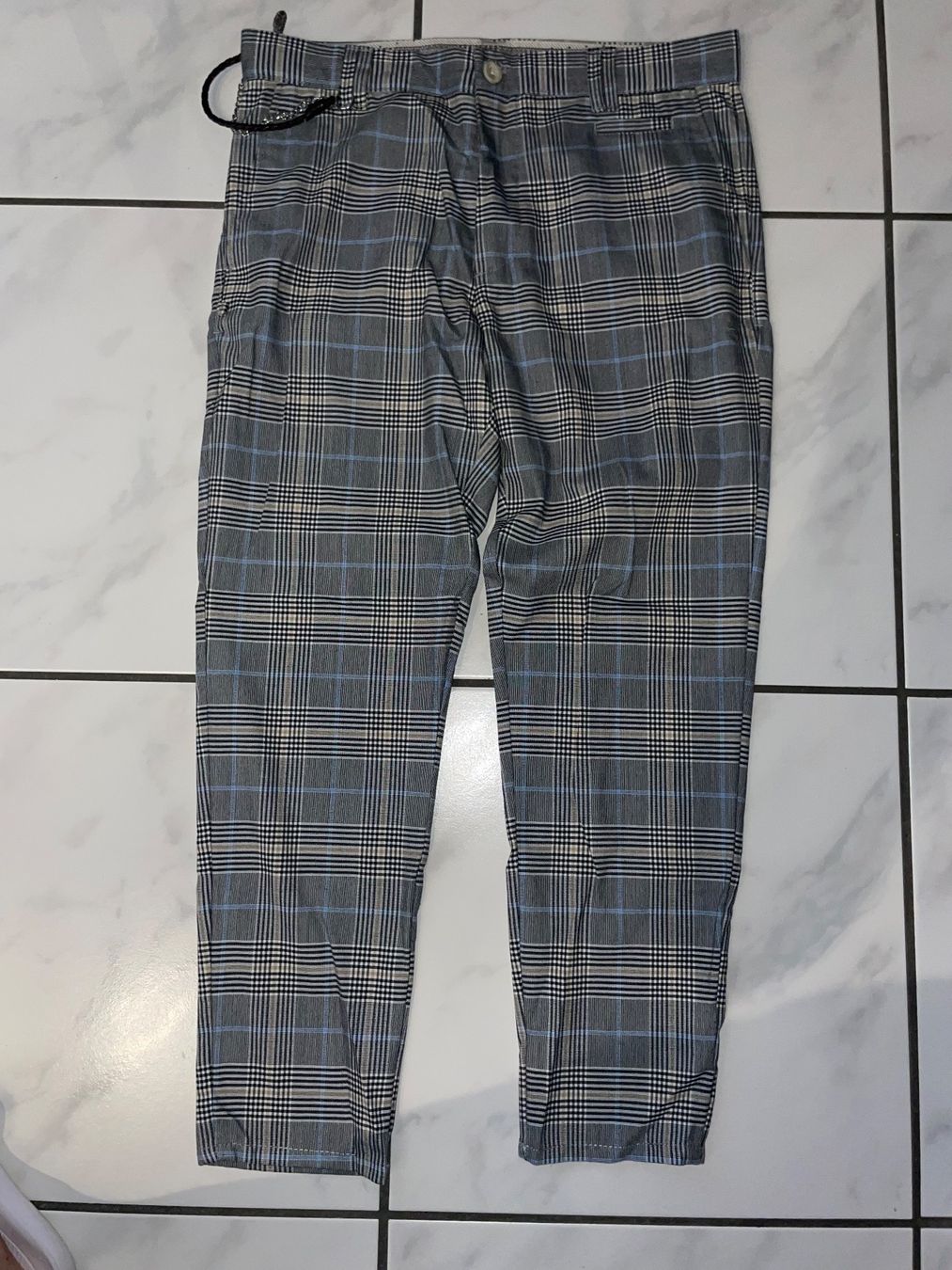 Zara Hosen: Hose – Neu (gemäss Beschreibung) aus Derendingen von ivanvero19