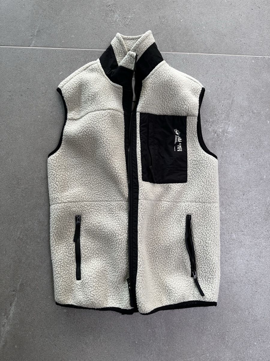 Gilet & Giacche: Pile smanicato Redefined rebel – Usato da Ponte Capriasca venduto da mac_mac