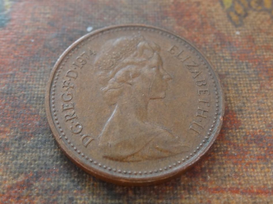 Tutti le monete: ROYAUME-UNI  1 Penny  1974 – Usato da Romanel-sur-Lausanne venduto da Swift13