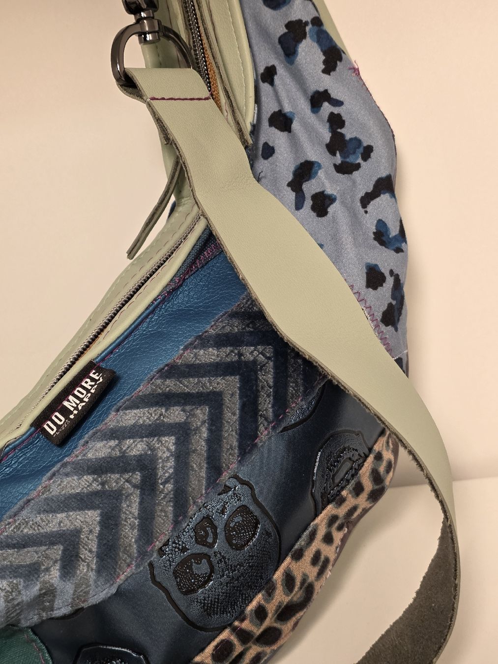 Borse da donna: Do More Happy Patchwork Crossbody Bag Multi-Colored  – Nuovo (secondo la descrizione) da Dietikon venduto da par_8zbj 1