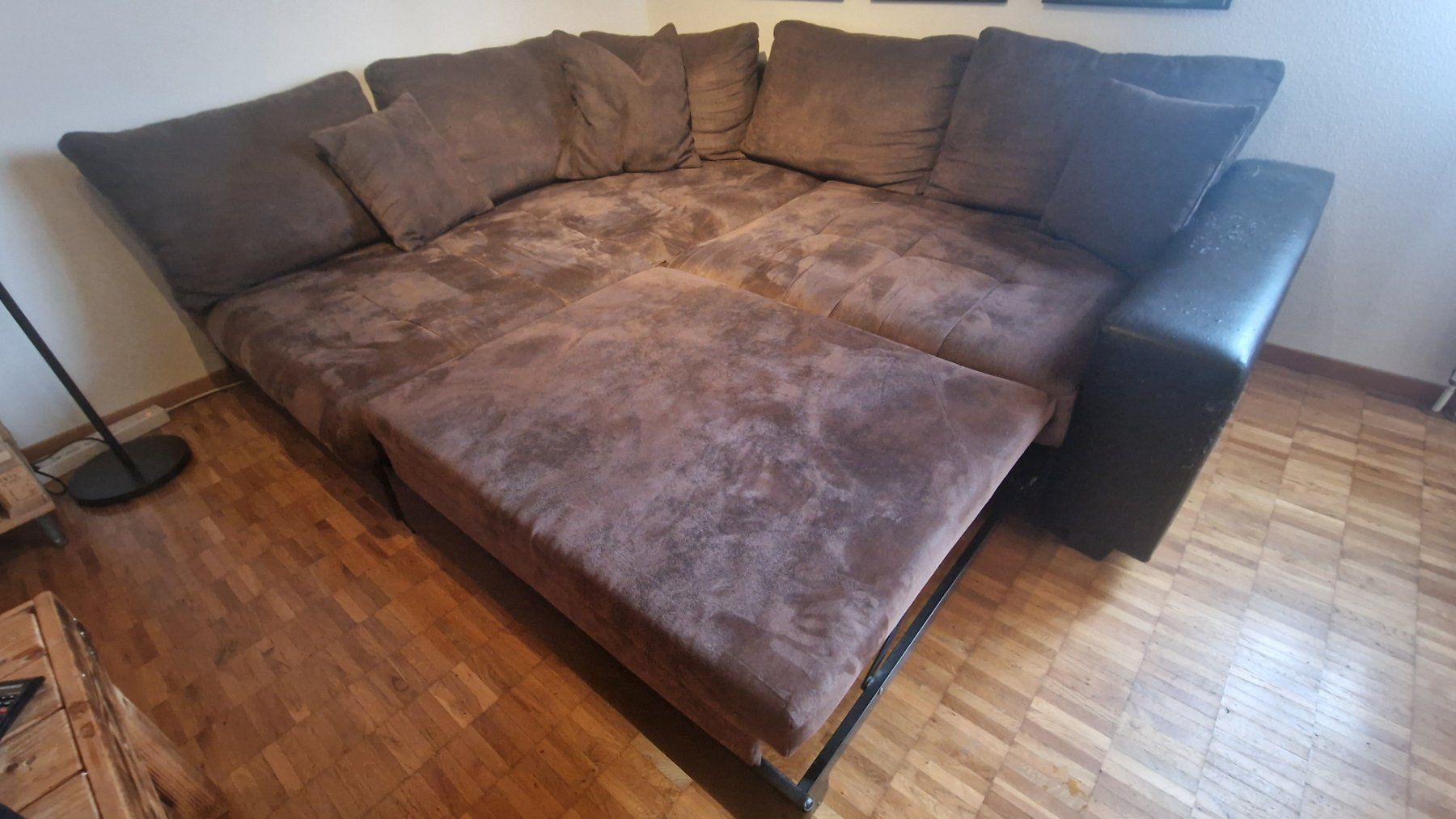 Divani: Ecksofa mit Schlaffunktion, Industrial Look – Usato da Oberburg venduto da aurora_ch 7