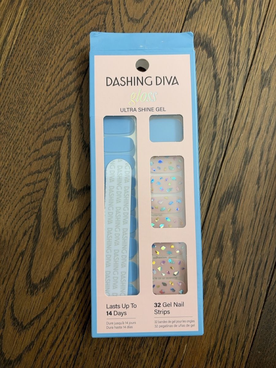 Künstliche Fingernägel: Dashing Diva Gloss 32 Gel Nail Strips Neu – Neu und originalverpackt aus Wil ZH von bohne.7