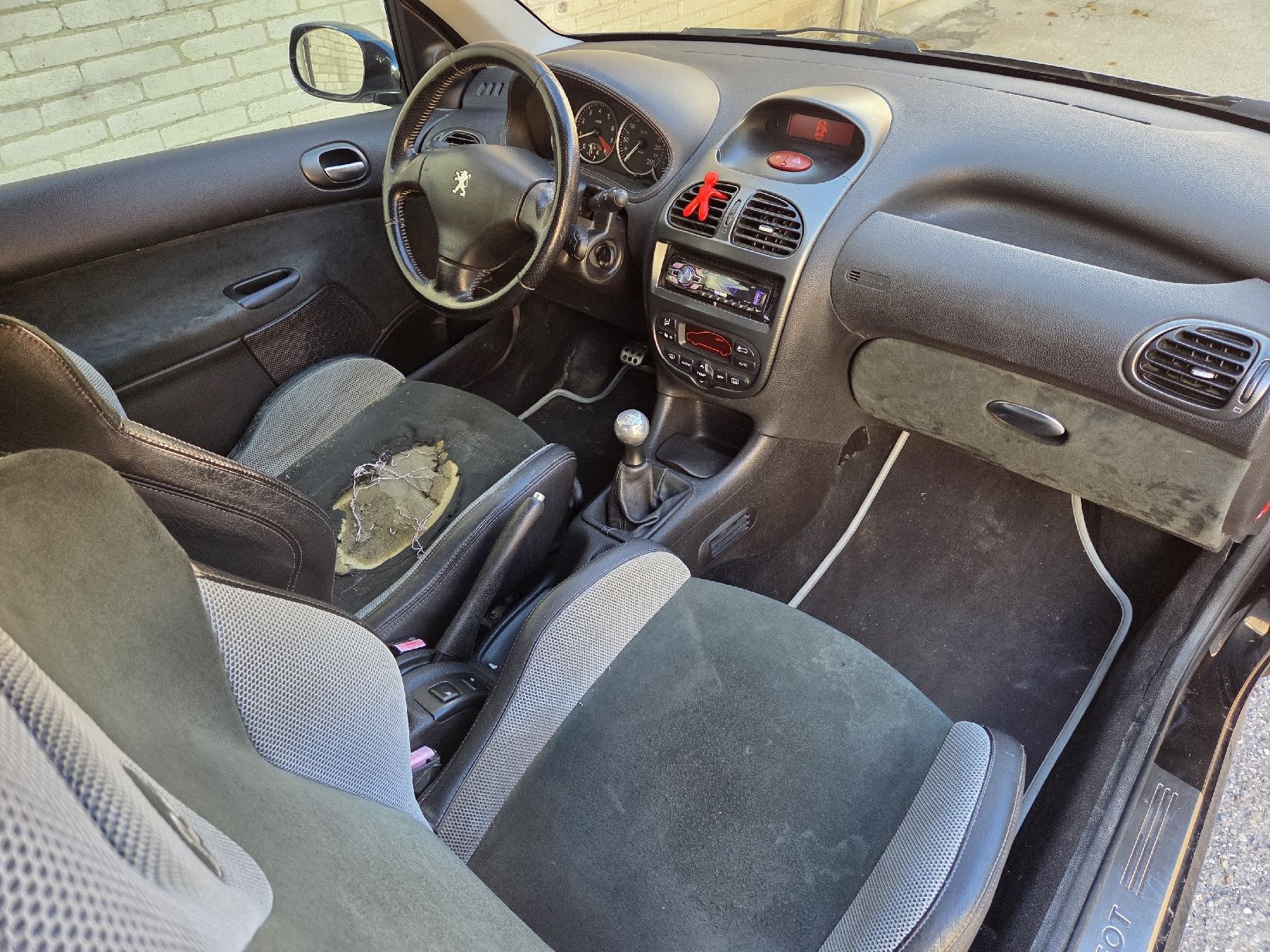 Peugeot Automobili: Peugeot 206 2.0 RC – Usato da Gossau SG venduto da mai_zmd7 6