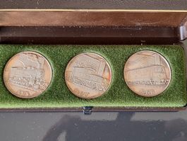 Coffret de 3 pièces en argent 900. 100 ans du Gotthard 1982