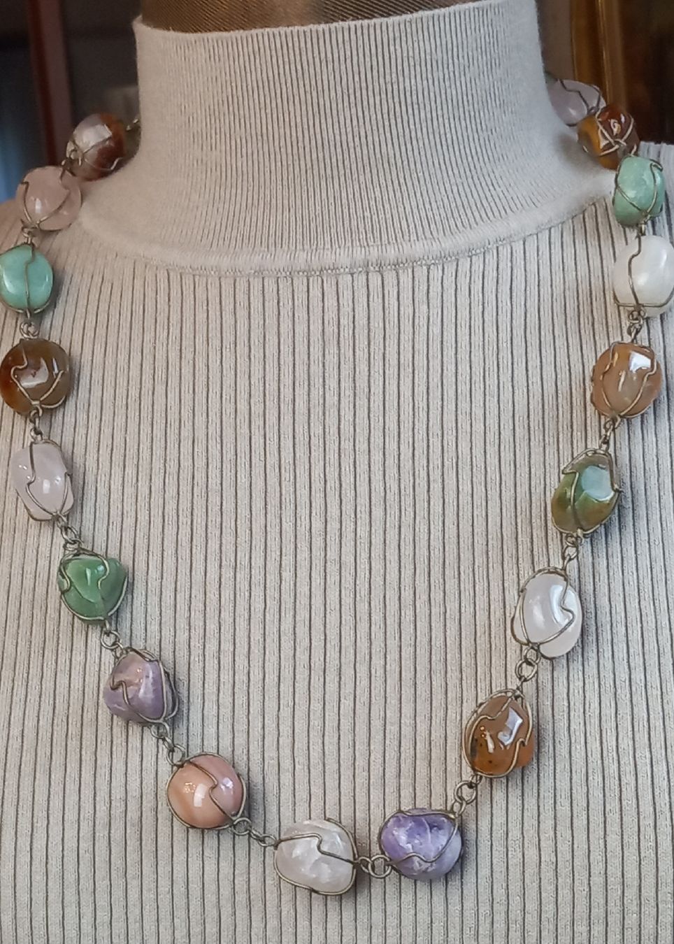 Catenine: Halskette "cageded Gemstone" silber Draht mit Edel Steinen – Usato da Buchs AG venduto da Dzirul 7