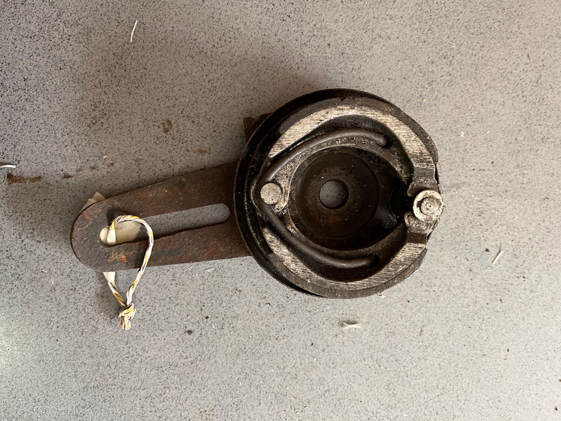 Sachs Parti ricambio per ciclomotori: Sachs Mofa Bremsankerplatte – Usato da Fahrni b. Thun venduto da berger_tuning34 1