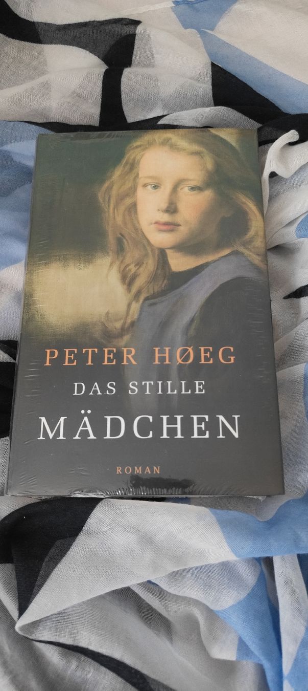Bücher: Buch Das stille Mädchen – Neu und originalverpackt aus Widnau von and_sgr9