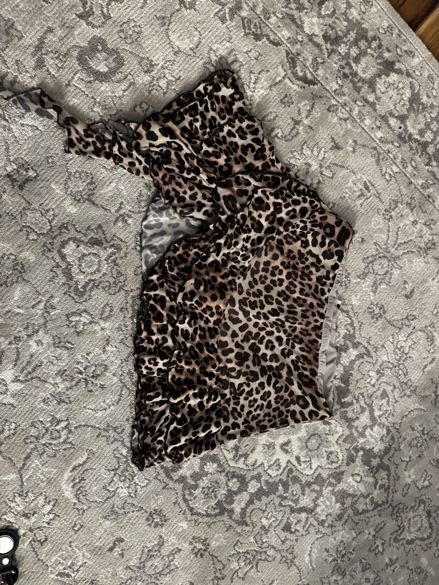 Bershka Gonne: Leo Print Mini Rock (skort) – Usato da Schaan venduto da kri_tsw8 1