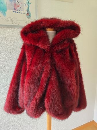 Fake Fur Jacke Kuschelweich in Bordeaux Gr. S/M NEU
