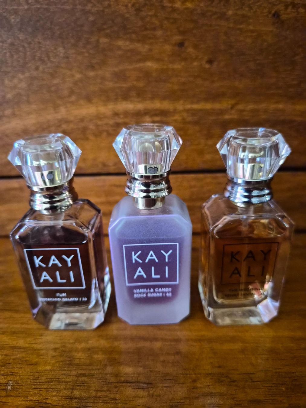 Kayali Parfums & Eau de Toilette: KAYALI Parfum Flakons 3er Set – D'occasion à Zürich par Ant72
