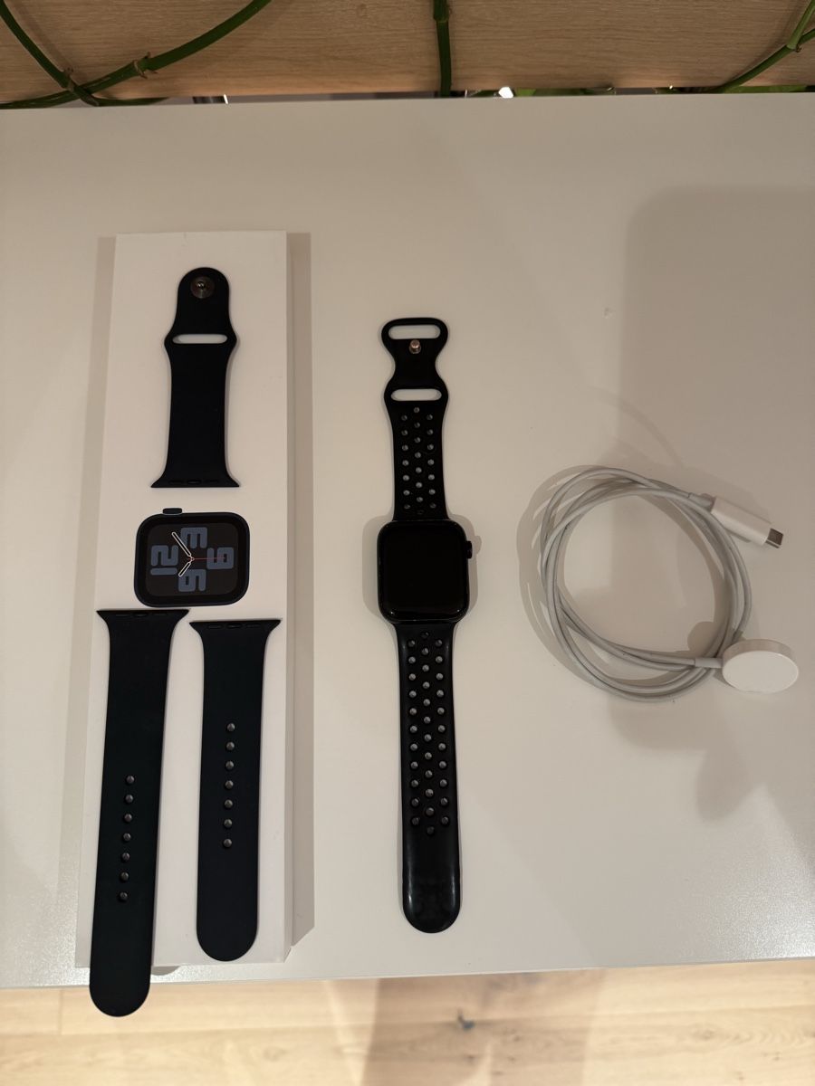 Apple Smartwatch: Apple Watch SE 44mm – Usato da Gamsen venduto da Lionel321