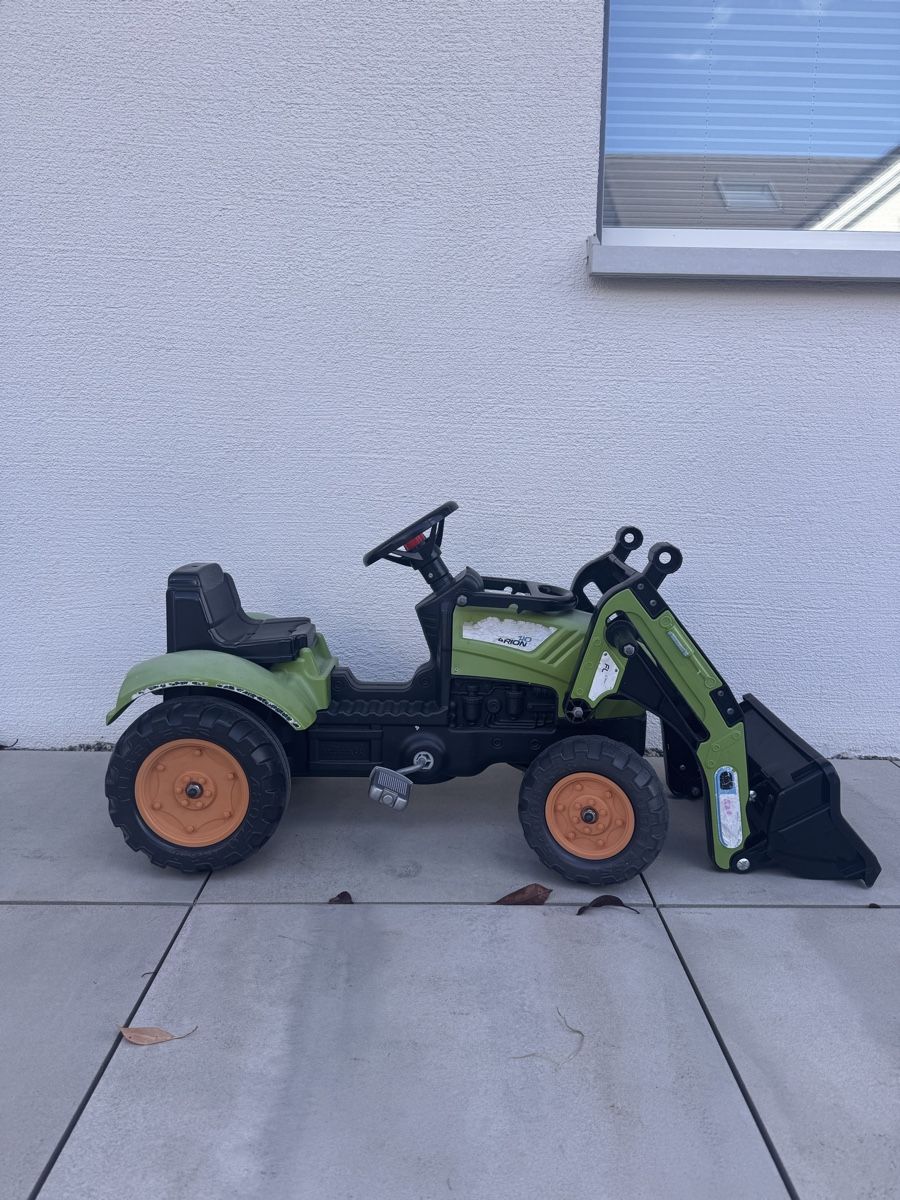 Giocattoli: Claas Arion Trettraktor – Usato da Hettlingen venduto da Mariy555