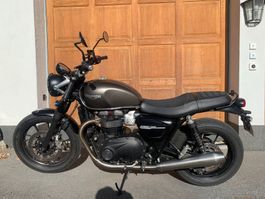 Triumph Street Twin 900 i ABS