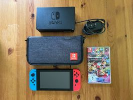 Nintendo Switch mit Mario Kart 8 Deluxe - Top Zustand!