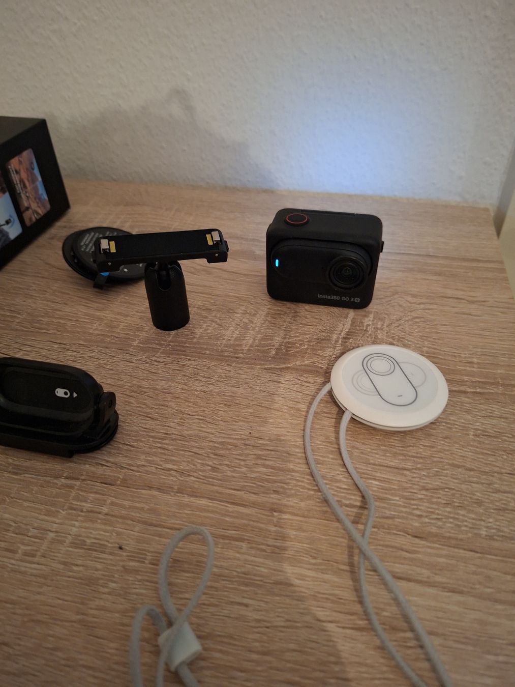 Insta360 Action Cam: Insta360 Caméra d’action GO 3S 128 GO Noir – Gebraucht aus Granges-Paccot von basduruz17 5