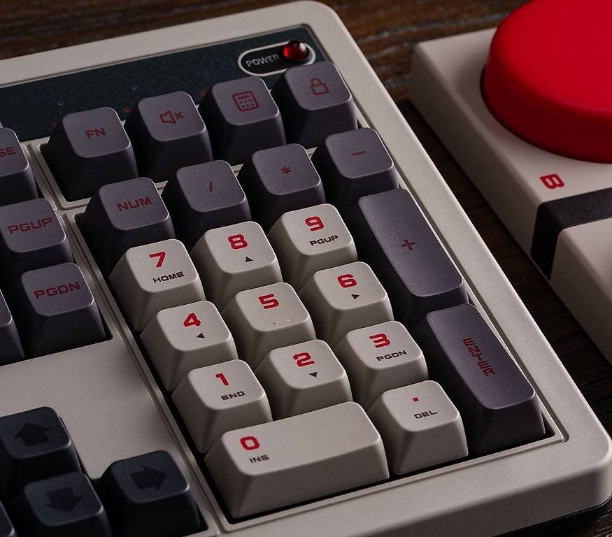 Tastiere: 8BitDo Retro 108 Tastatur – Nuovo (secondo la descrizione) da Boll venduto da Marquee 2