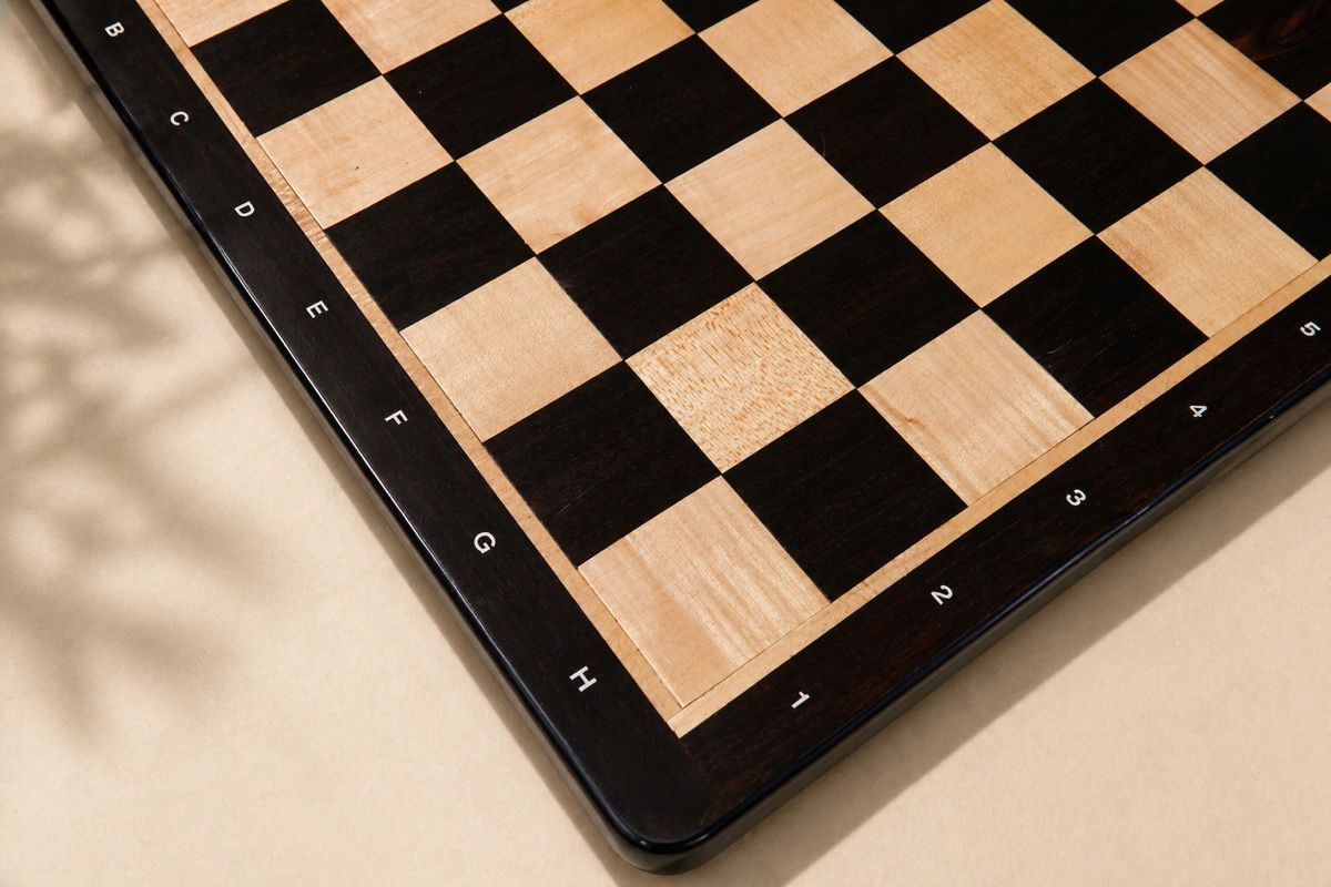 Jeux: 21" Chess Board witch Notation - Ebony & Maple Wood – Neuf avec emballage d'origine à Tägerig par An777 1