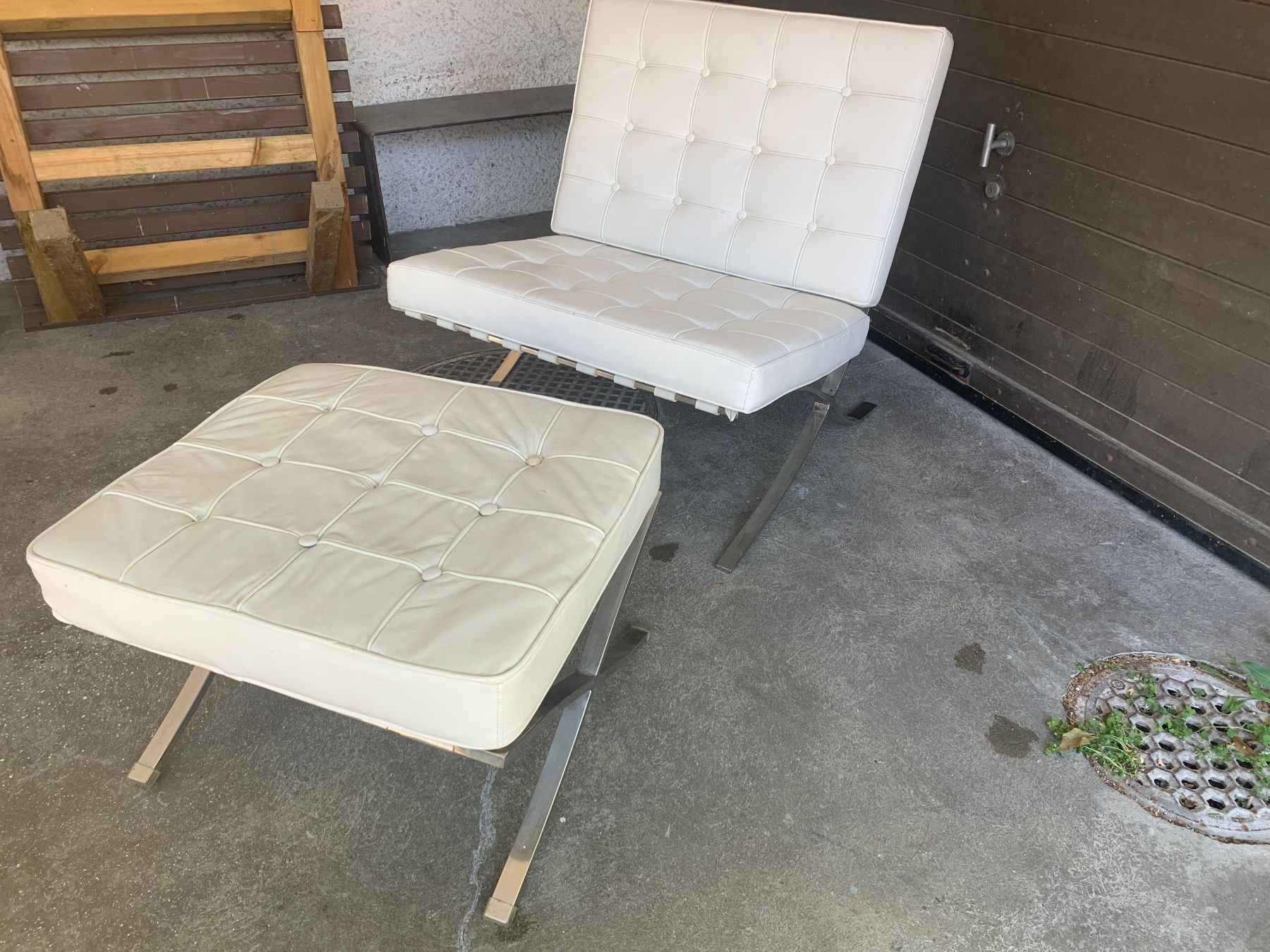Poltrone: Barcelona Chair – Usato da Grenchen venduto da Bsta 1