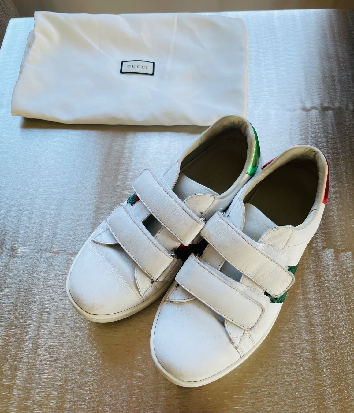 Gucci Herrenschuhe: Gucci Sneaker Grösse 33 – Gebraucht aus St. Gallen von Bt5 1