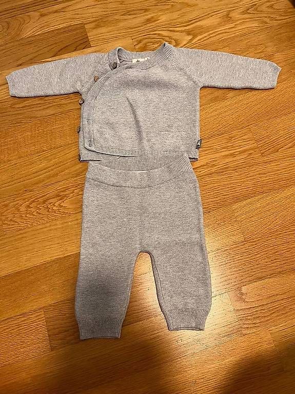 Lotti & Set di vestiti: Baby-Set aus Strick in Hellgrau – Usato da Zug venduto da BT6300