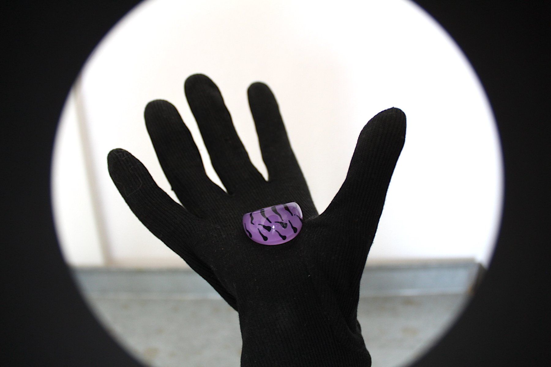 Anelli: Kunststoff Ring Gr. 55 - 17.7 – Usato da Locarno venduto da madame-tus-sauds