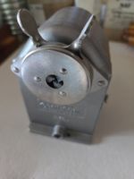 Anspitzer Le Crayon Suisse Parisienne Nr. 495 Metall Silber