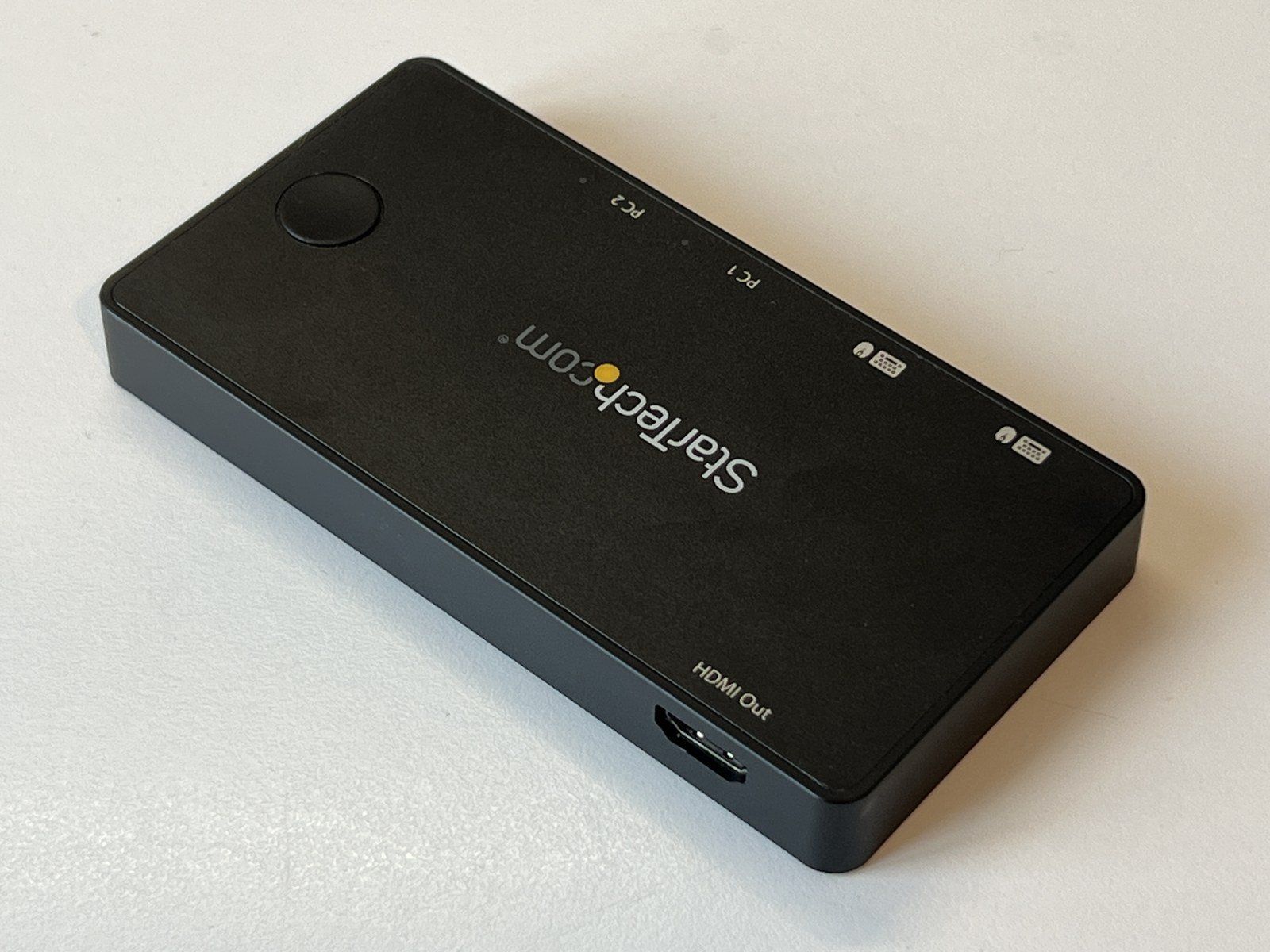 Laufwerke & Adapter: StarTech SV211HDUC 2-Port HDMI USB-C KVM Switch 4K60 – Gebraucht aus Zürich von Kollege7 1