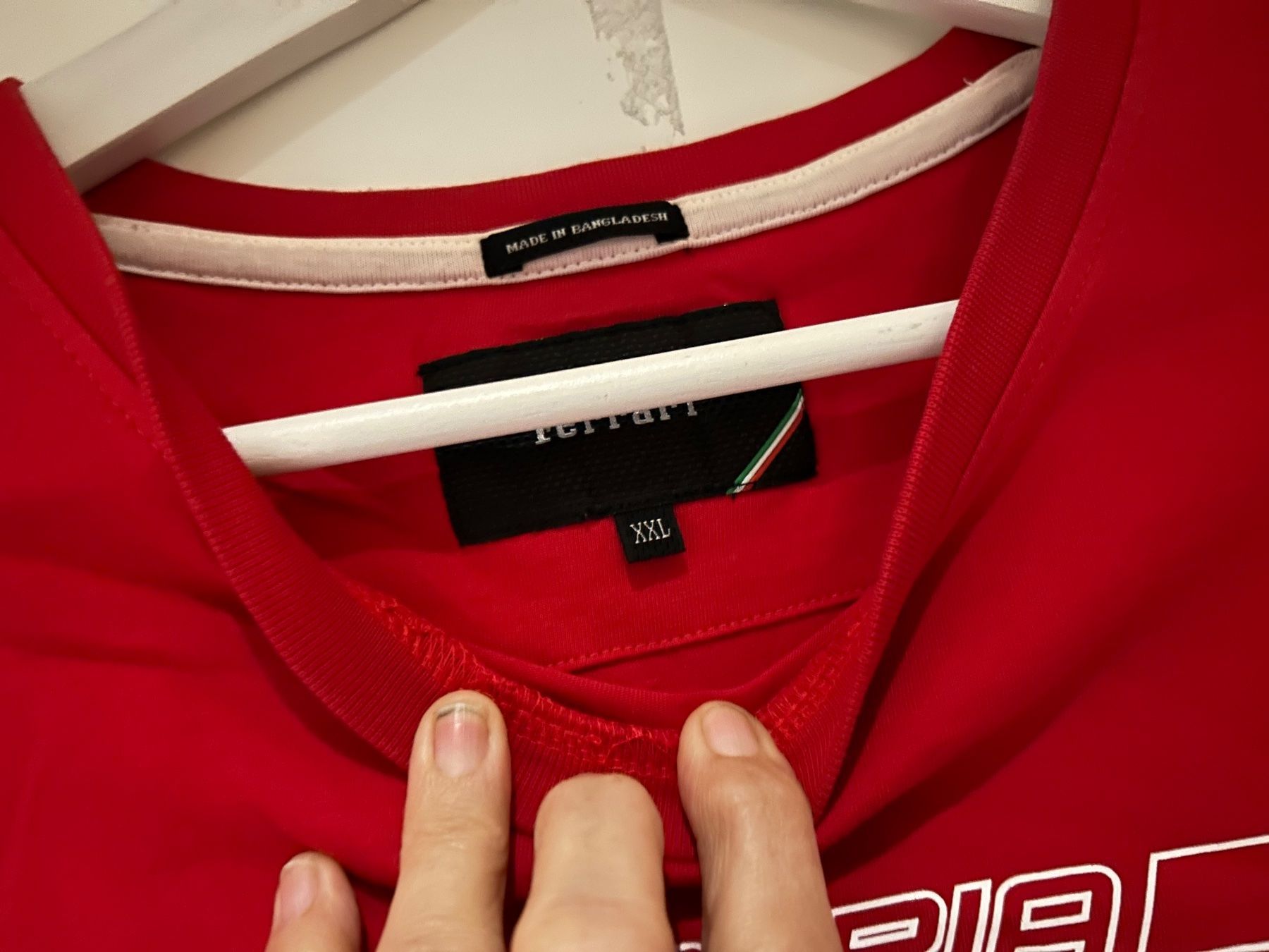 Ferrari T-shirt: Ferrari Tshirt XXL – Usato da Zumikon venduto da Uranus88 1