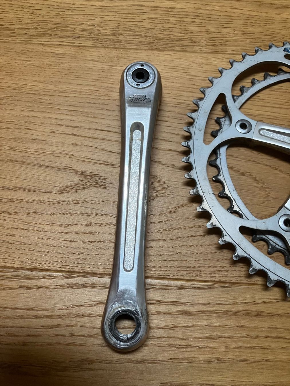 Pezzi di ricambio: Shimano 600 Arabesque Kurbelgarnitur – Usato da Obermumpf venduto da Estrela67 2