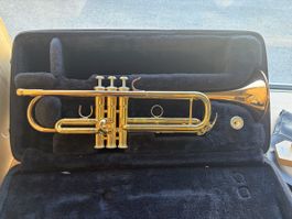 Trompete Yamaha Messing mit Koffer gebrauchter Zustand