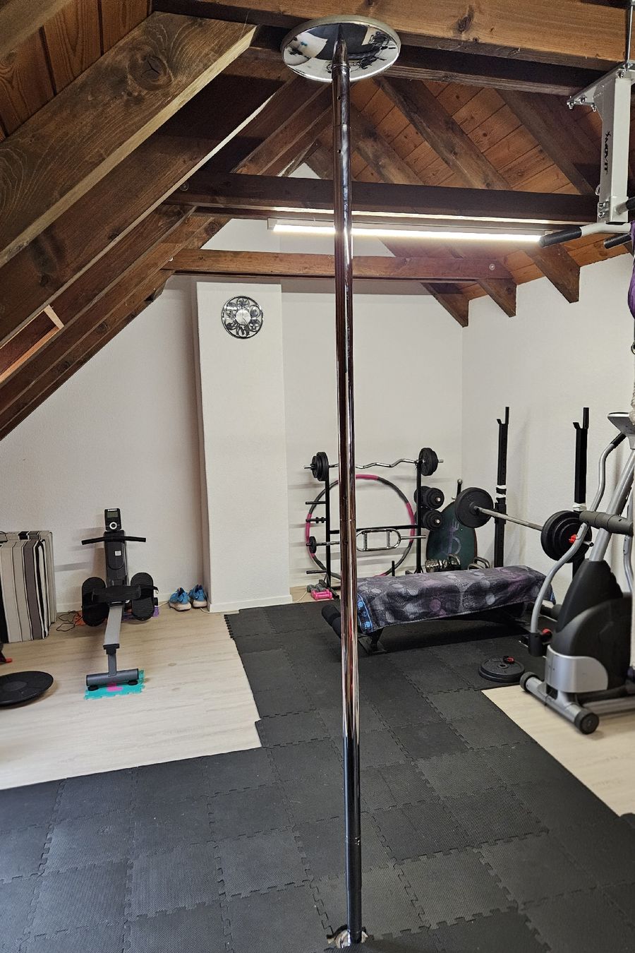 Hometrainer: Pole Dance Stange Chrom gebraucht – Usato da Lupfig venduto da Jelindrea0 1