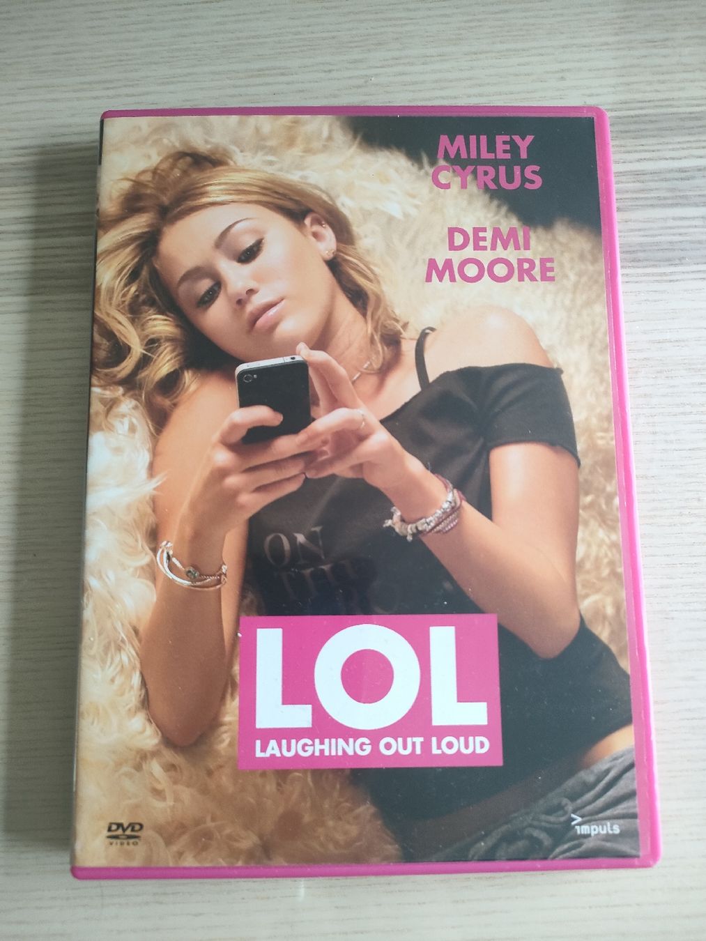 Tutti i DVDs: LOL – Usato da Mönchaltorf venduto da Icelandichorse