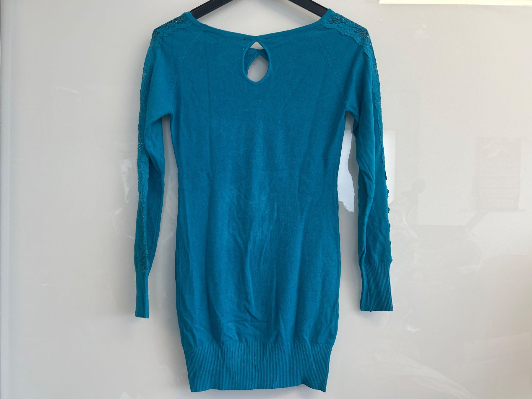 Maglioni & Felpe: Pullover Lang Figurbetont mit Spitze 1 Size Neu – Nuovo e nell'imballaggio originale da Regensdorf venduto da Spyke55 4