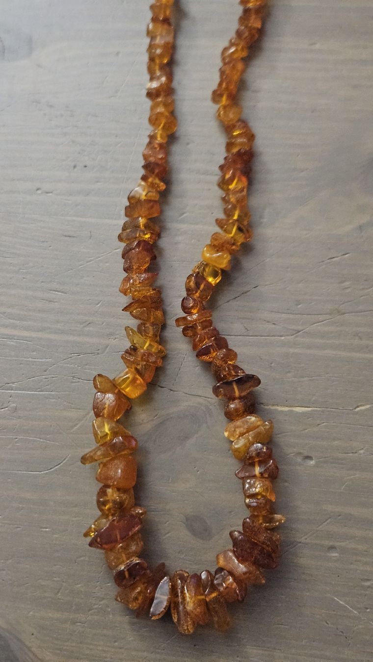 Catenine: très beau collier ambre véritable 60cm sans fermoir. – Usato da Lausanne venduto da Angelite 1