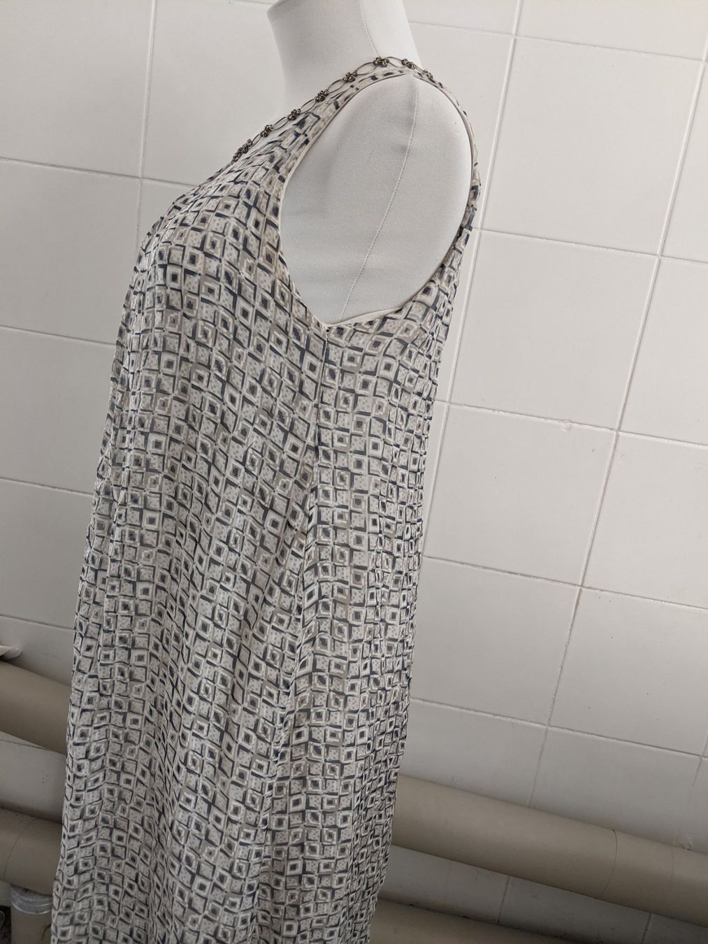 Vestiti: Damenkleid GR 38 – Usato da Langnau am Albis venduto da Judithsebi 2