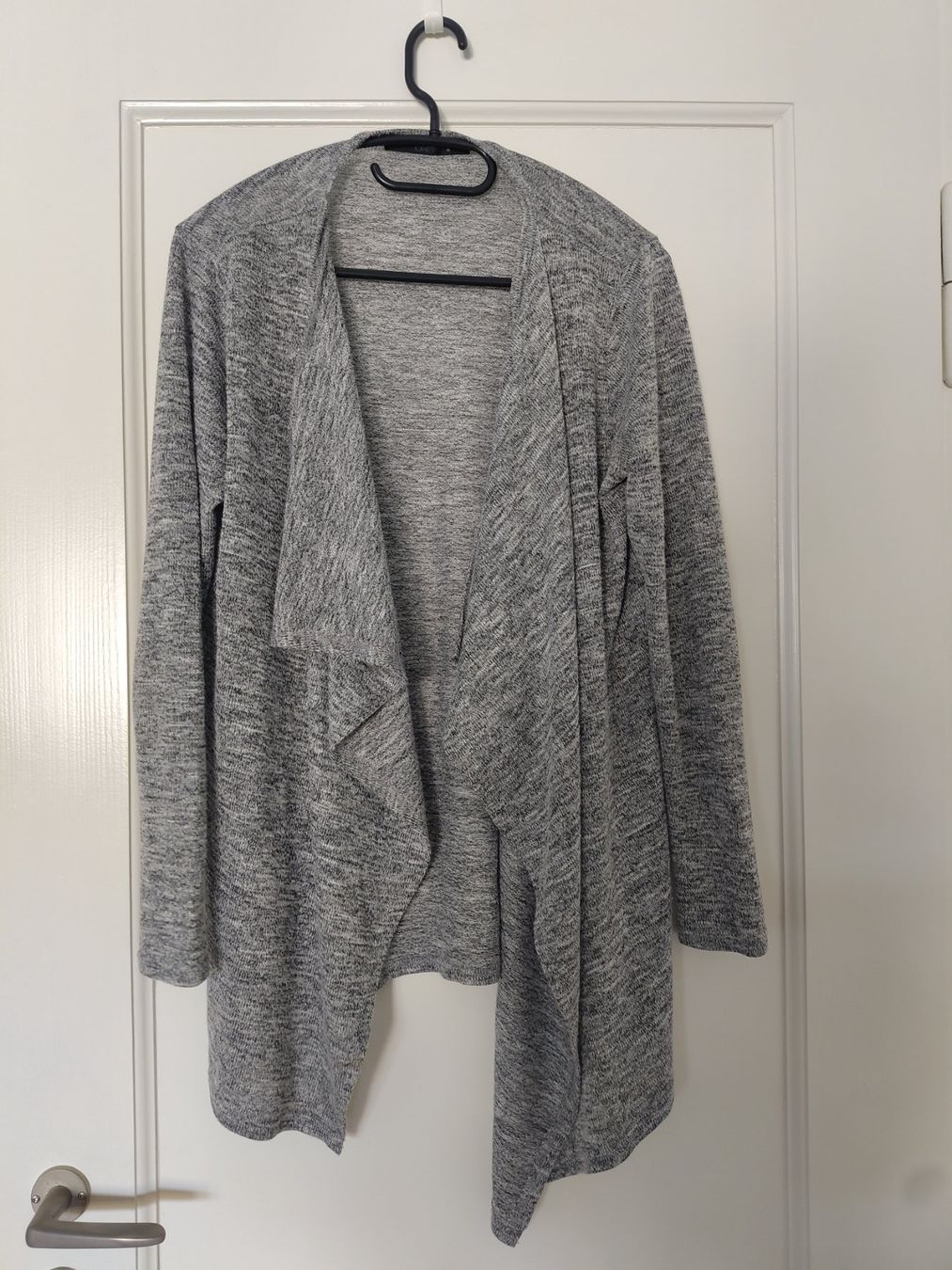 Only Vestes: Cardigan – D'occasion à Bern par Linii
