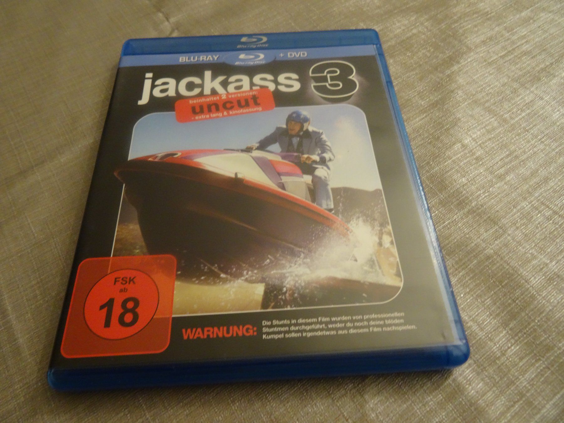 Tutti i DVDs: Jackass 3 - uncut Version - Blu-Ray & DVD – Usato da Olten venduto da Disc-Verkauf