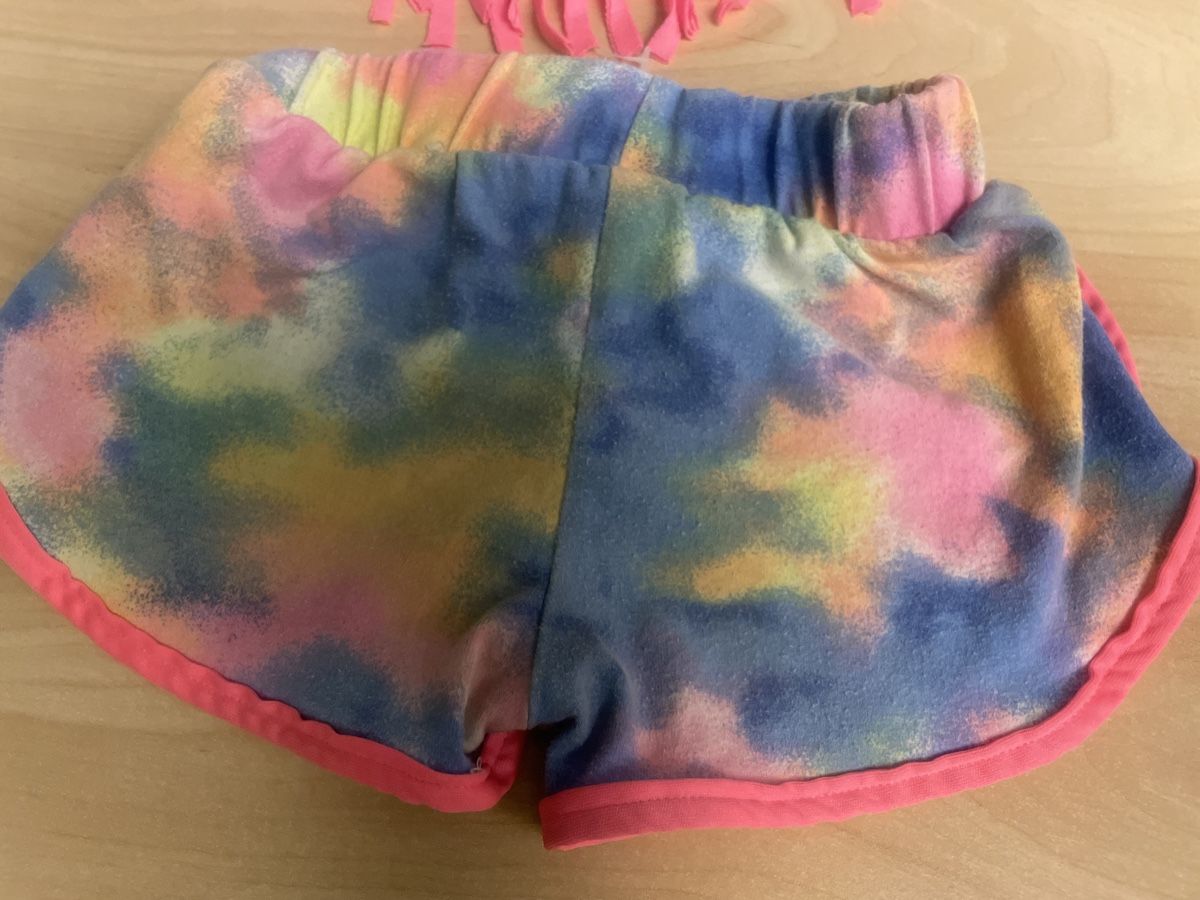 Kleiderpakete & -sets: SüssesSommer Set, Gr.98/104Top Fransenlook & Shorts – Gebraucht aus Obergerlafingen von cabo4 1