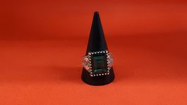 ring mit grünem Stein, Grösse 21