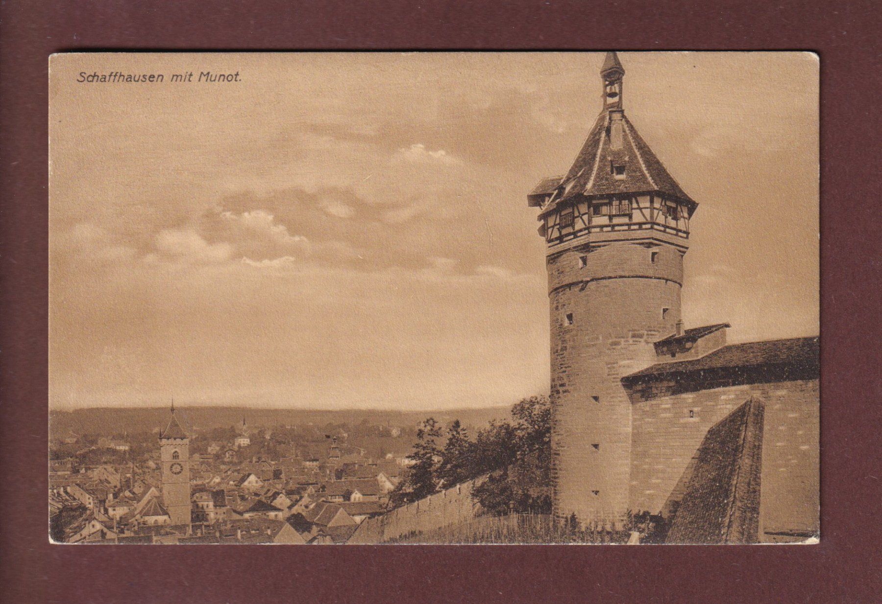 Cartoline postali: SCHAFFHAUSEN - Munot – Usato da Pully venduto da nicecards