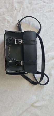 Original Tasche Dr. Martens klein, schwarz Echtleder
