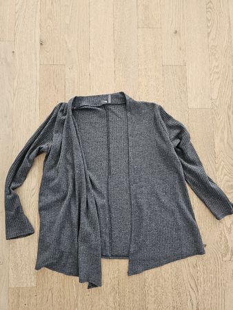 Paper Crane Strickjacke, Gr. S, Anthrazit - Herbst Must Have