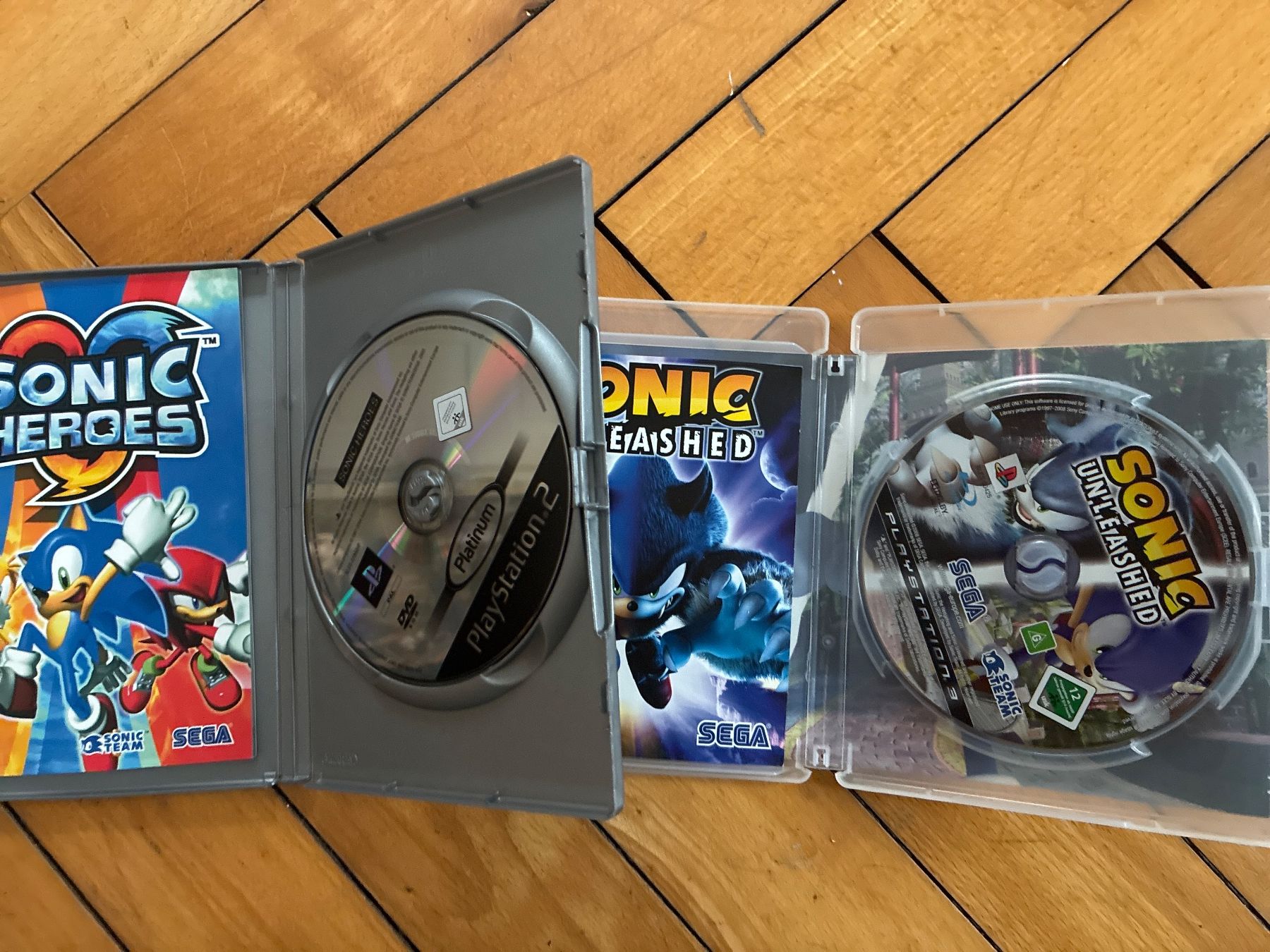 Giochi: Sonic heros ps2 und Sonic unleashed ps3 – Usato da Zürich venduto da ani_8jg5 2