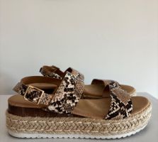Plateau Espadrille Sandalen mit Schlangenmuster / Grösse 38