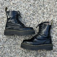 Dr. Martens JADON boots black