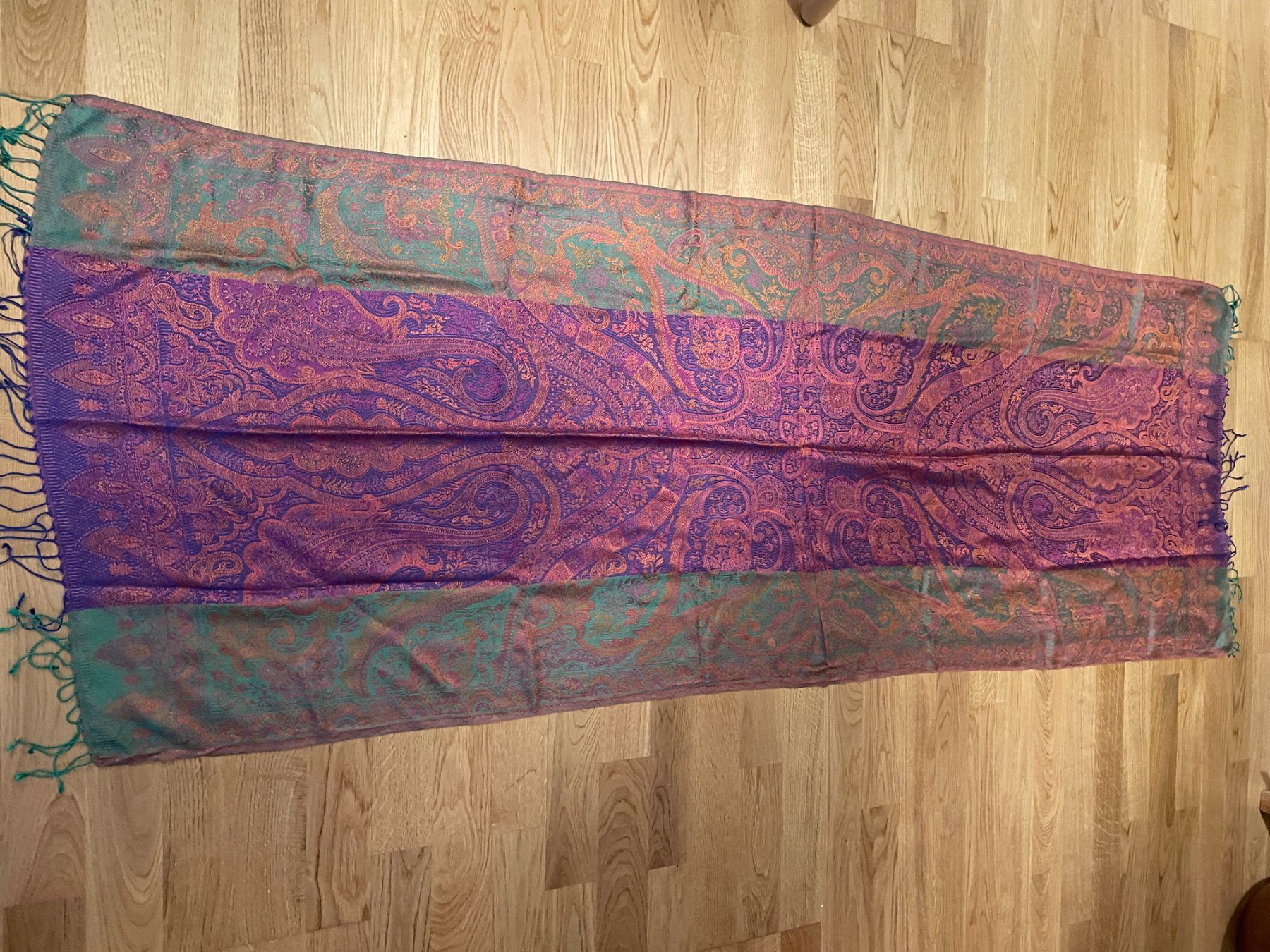 Foulard & Sciarpe: Schal/Tuch Handgemacht – Usato da Rapperswil SG venduto da Boadioz 2
