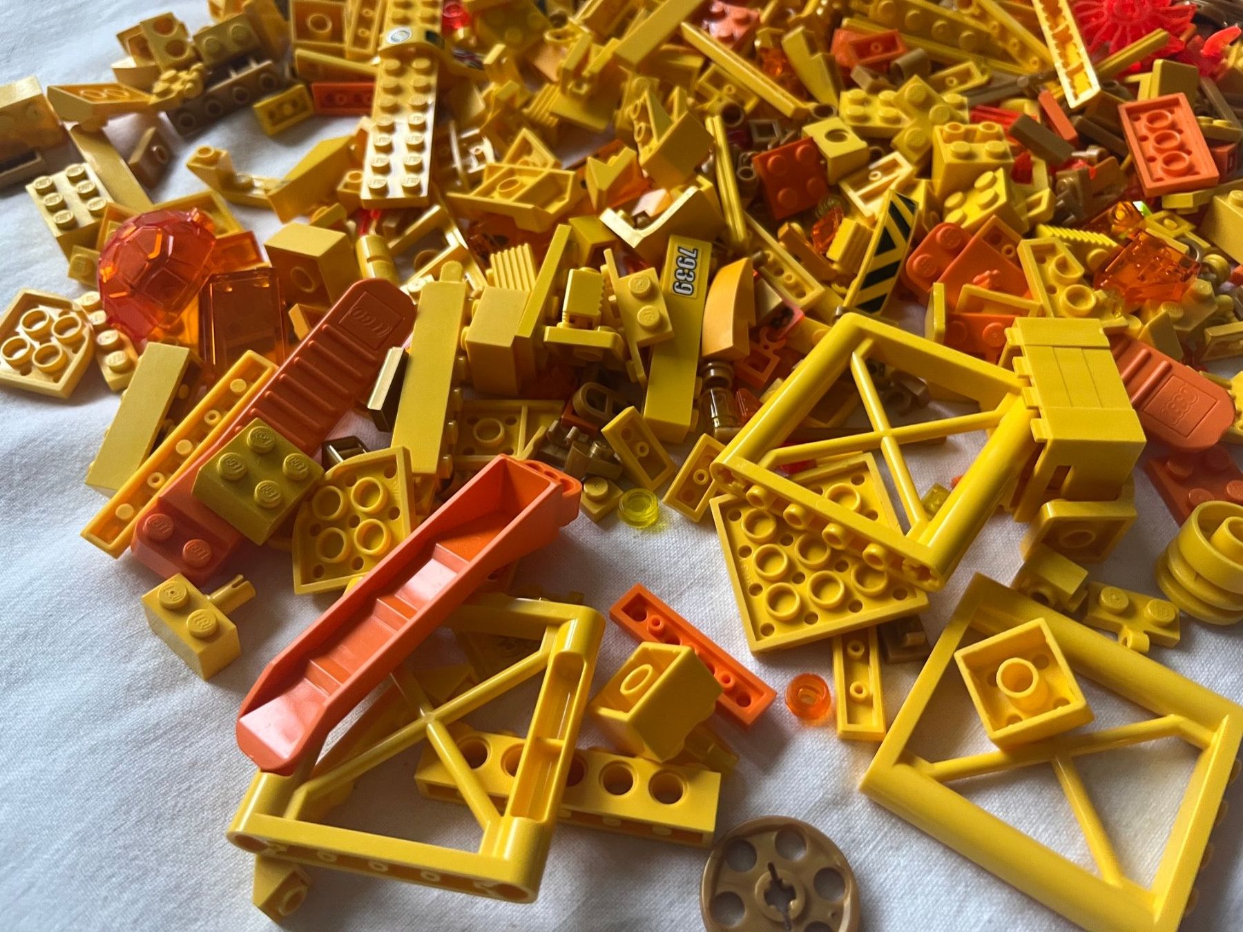 Lego Kit di costruzioni: Lego Einzelteile gelb-orange – Usato da Biel/Bienne venduto da and040 1