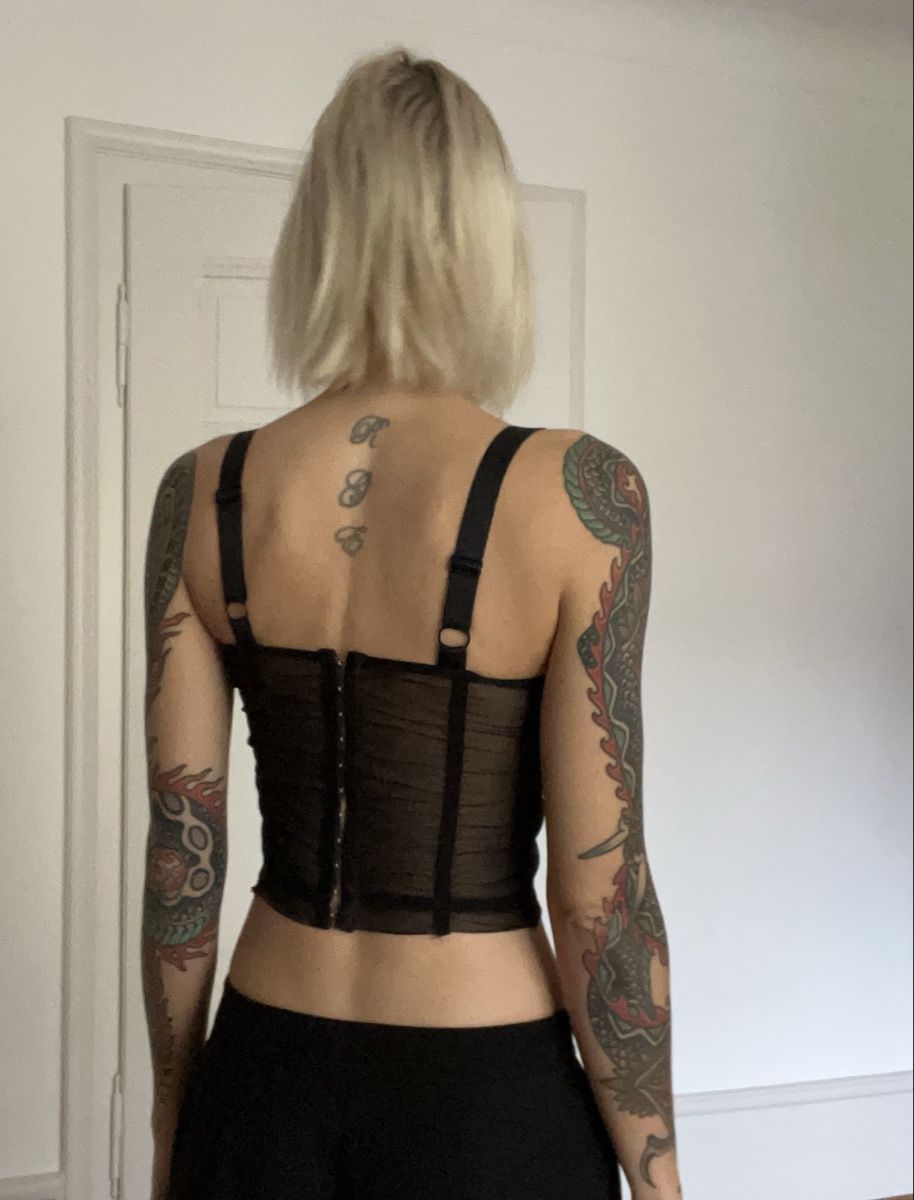 Top: Danielle Guizio Mesh Corset – Usato da Olten venduto da Jasmina91 4